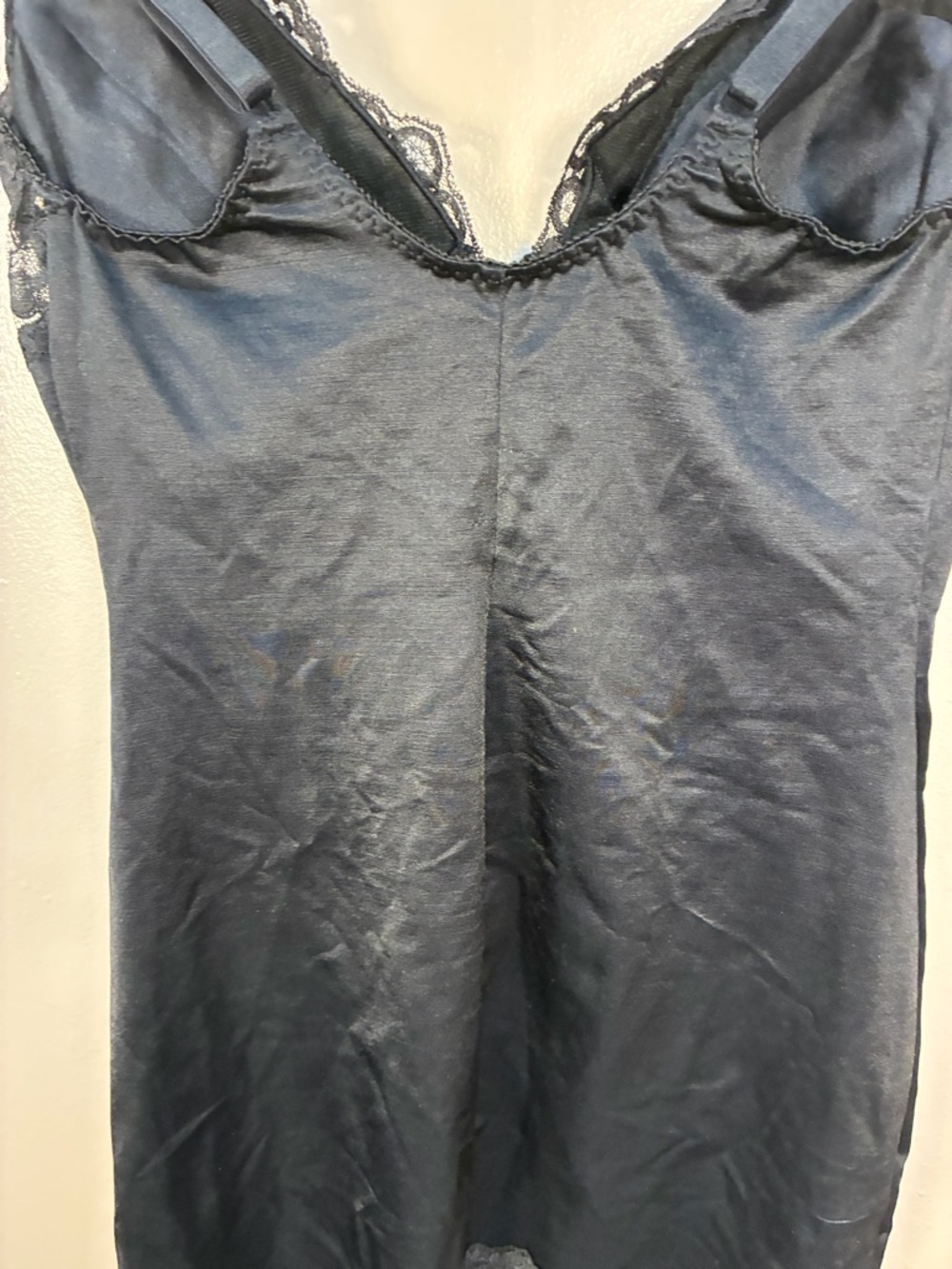 VTG 90s Victoria Secret Satin Lace Shaping Slip - Picture 8 of 11